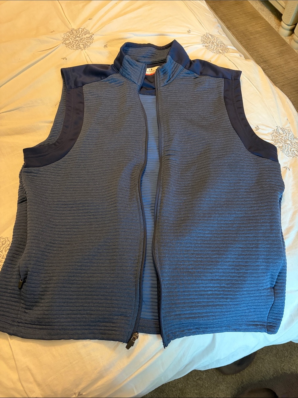 Men’s navy full zip vest - Grand Slam size large